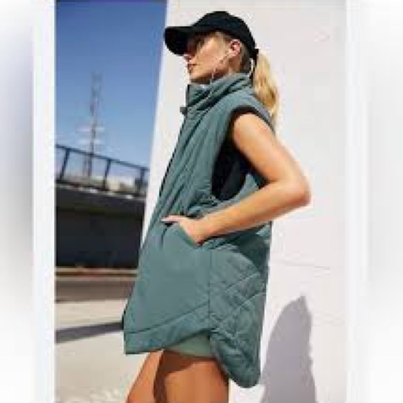 free people movement Jackets & Blazers - Free People Movement Slalom Reversible Fleece Vest Stellar Green Grey
